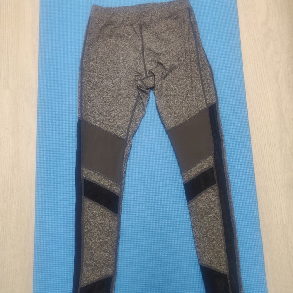 Grey Track pant from HRX Small size